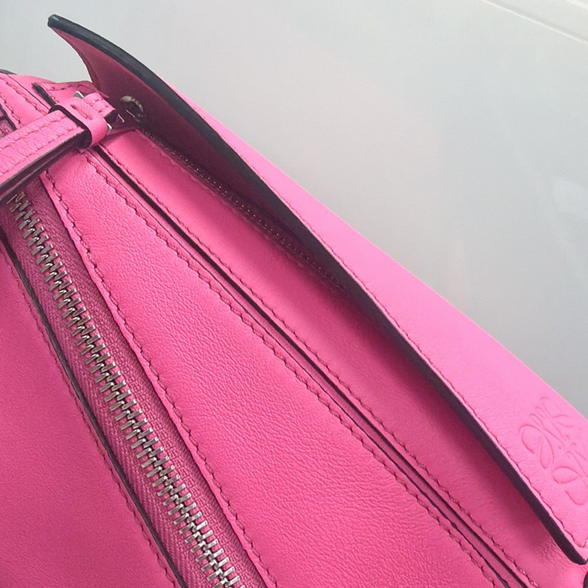 LOEWE Logo Puzzle Mini Body Shoulder Bag Leather Neon Pink SHW Spain 684RQ079