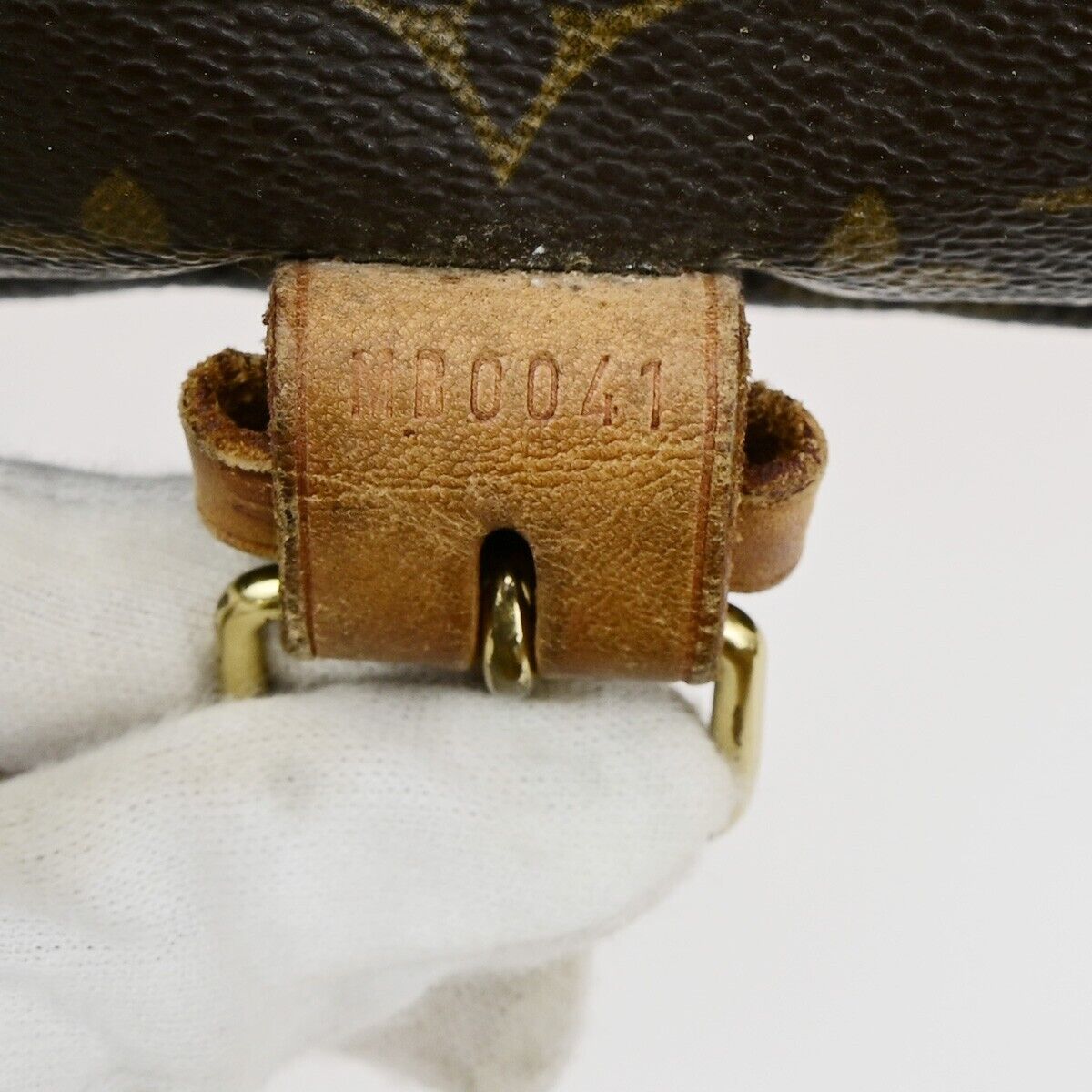 LOUIS VUITTON Saumur 35 Shoulder Bag Monogram Leather BN France M42254 33EC935