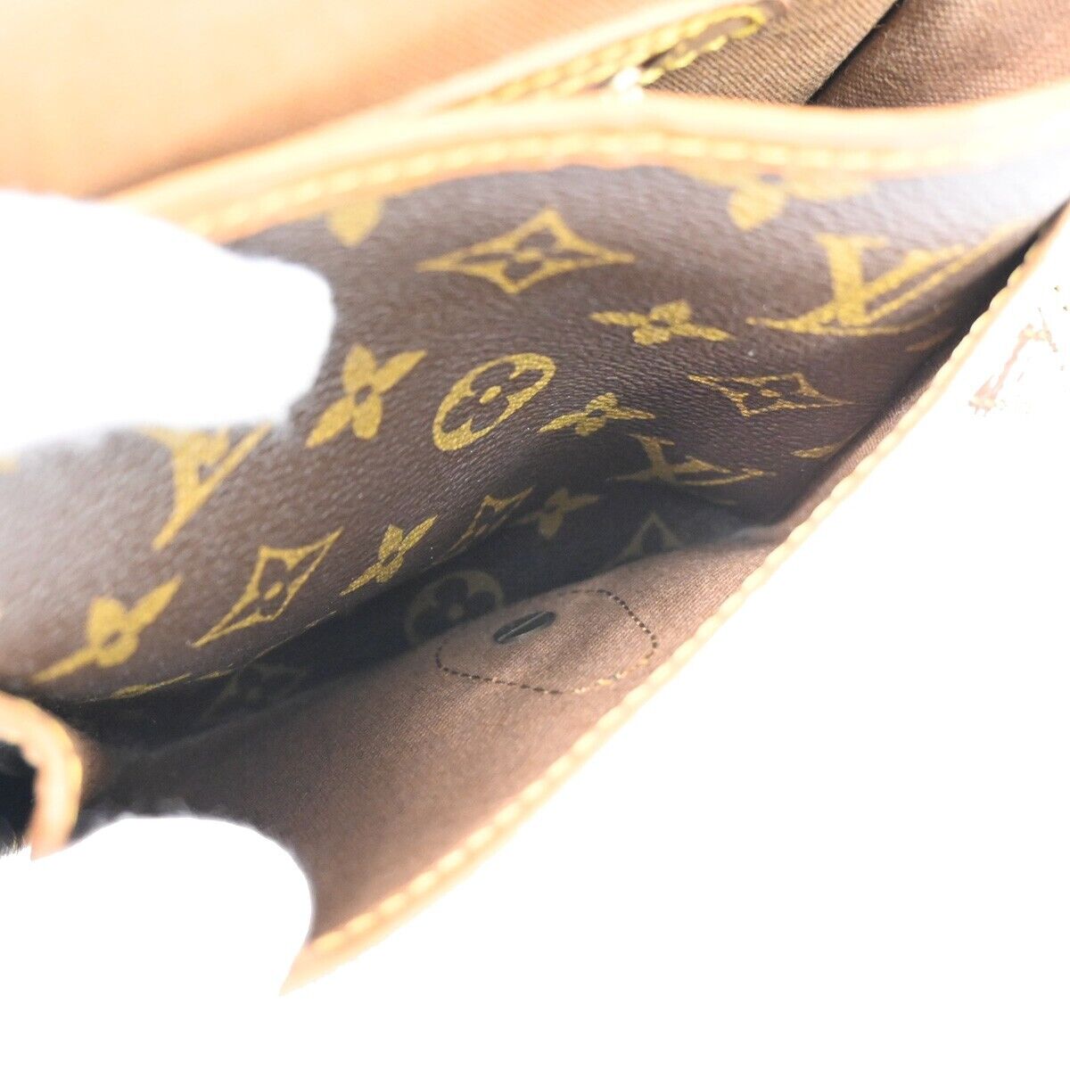 LOUIS VUITTON LV Logo Gibeciere MM Shoulder Bag Monogram Leather M42247 36FA232