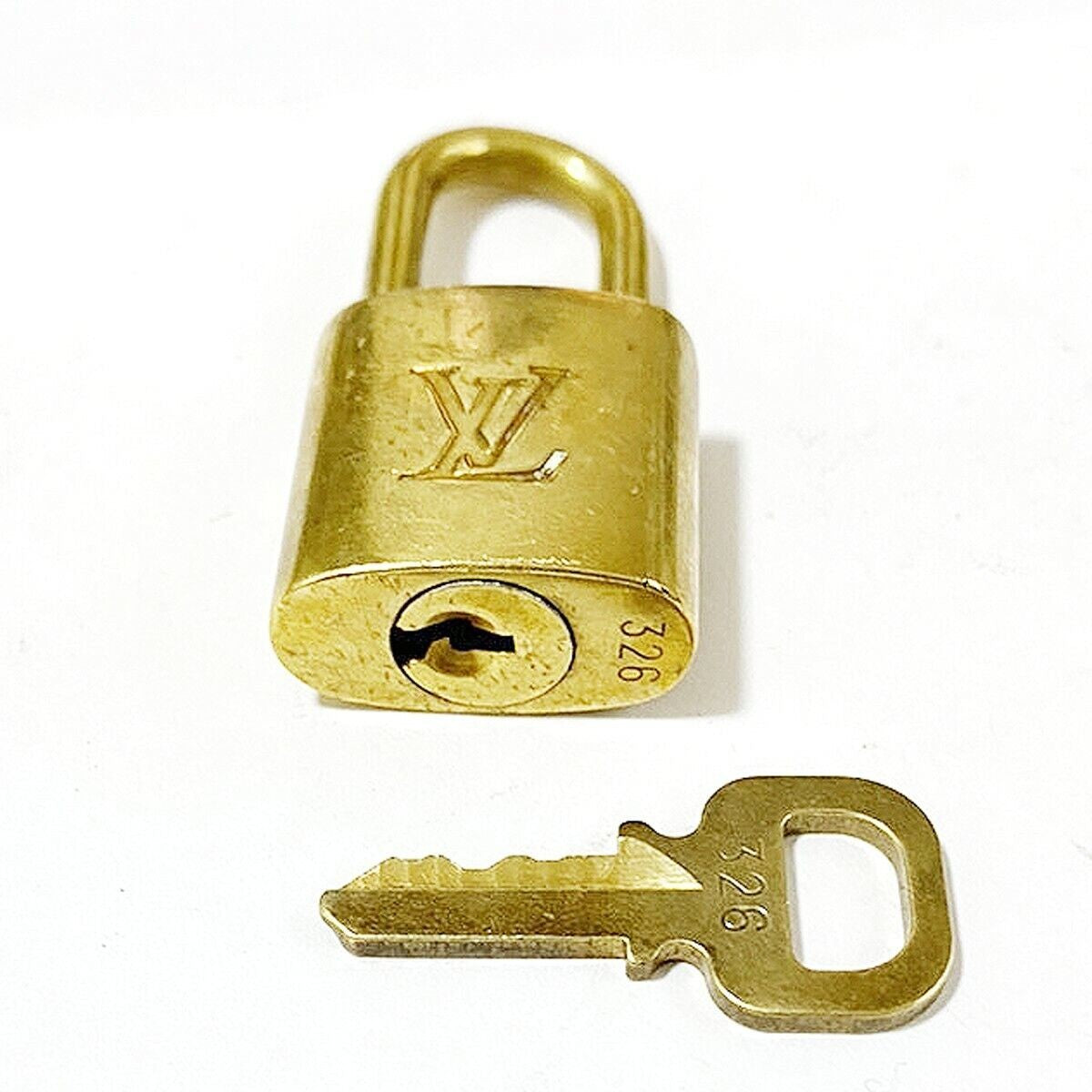 LOUIS VUITTON LV 10 SET PADLOCK KEY CHARM CADENA GOLD-PLATED FRANCE 36MT003
