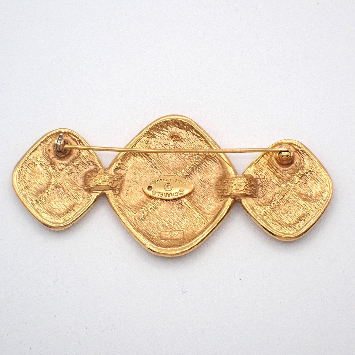 CHANEL Matelasse Pin Brooch Gold-Plated France Accessory Vintage 30RL990