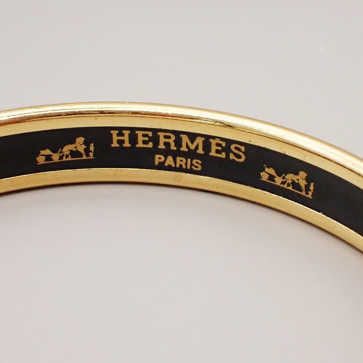 HERMES Email PM Bangle Bracelet  Enamel GHW Gold Made in Austria 30RL379