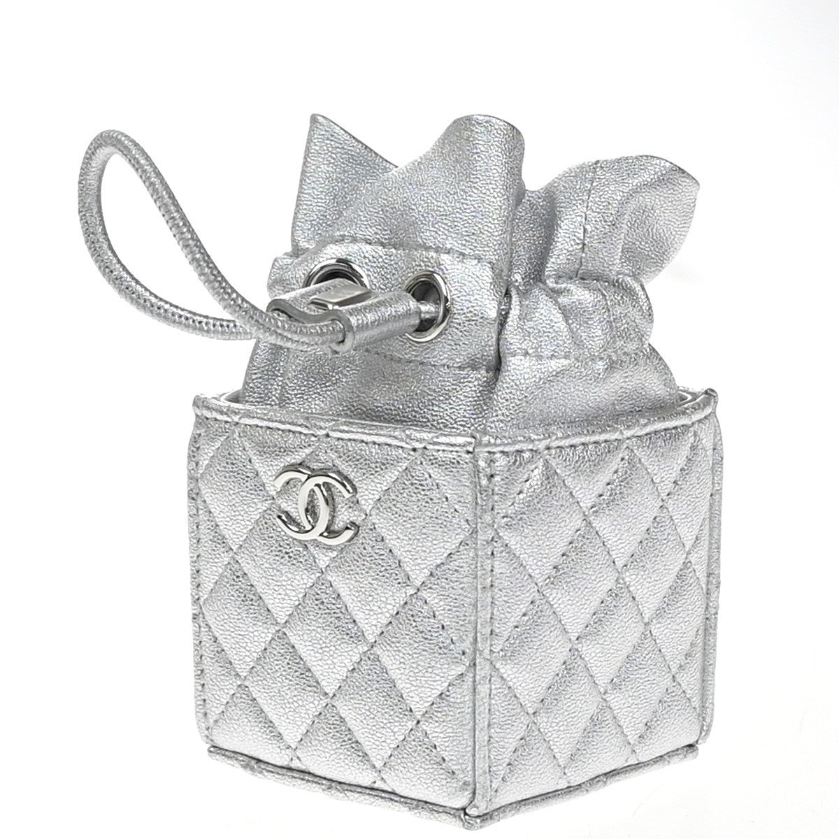 CHANEL Matelasse Drawstring Bucket Mini Shoulder Bag Leather Silver 683RP119