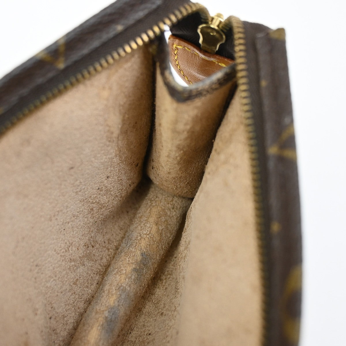 LOUIS VUITTON Poche Toilette 15 Clutch Pouch Bag Monogram Leather M47546 05KC682