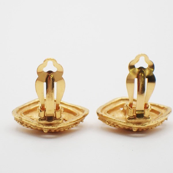 CHANEL CC Diamond Shape Button Earrings 96 AClip-On Gold GHW Vintage 83RL871