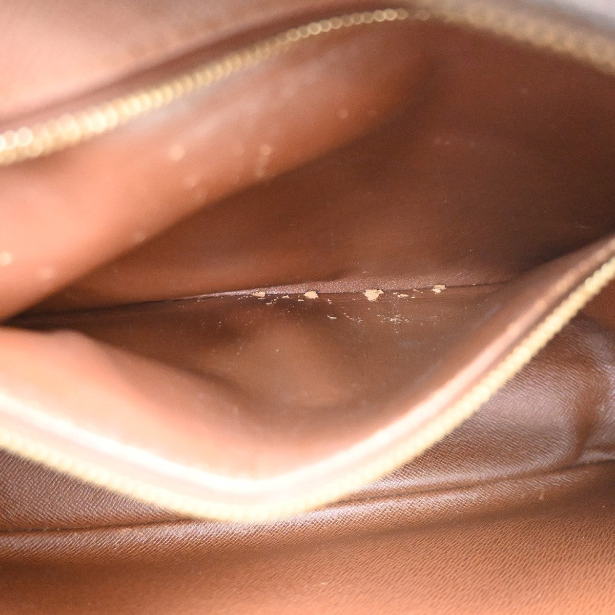 LOUIS VUITTON Nile Crossbody Shoulder Bag Monogram Leather Brown M45244 35CB012