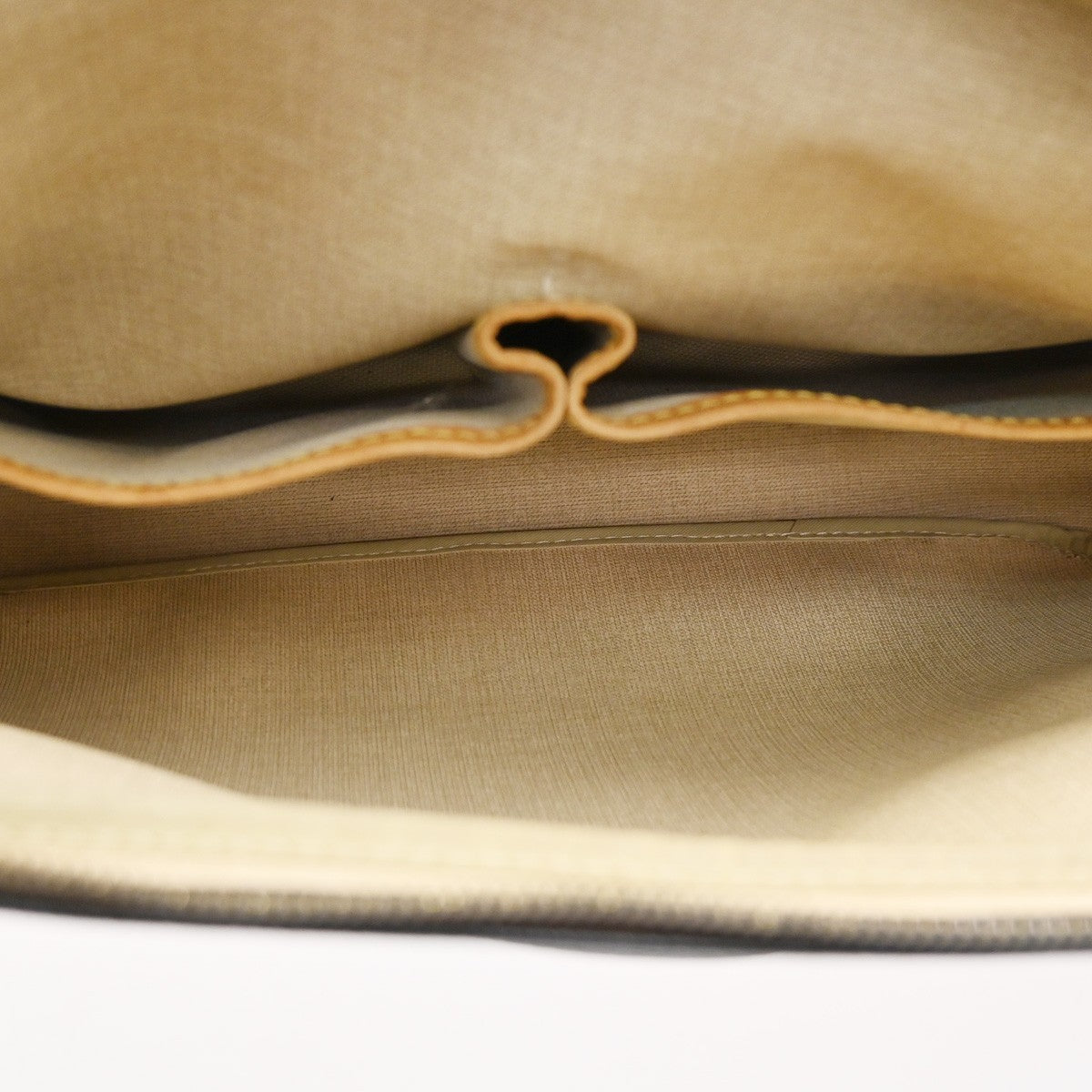 LOUIS VUITTON Reporter GM Crossbody Shoulder Bag Monogram Leather M45252 39KC606