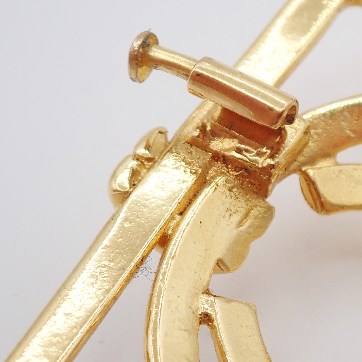 CHANEL CC Logo Square Pin Brooch 29 Gold France Vintage 82RL960