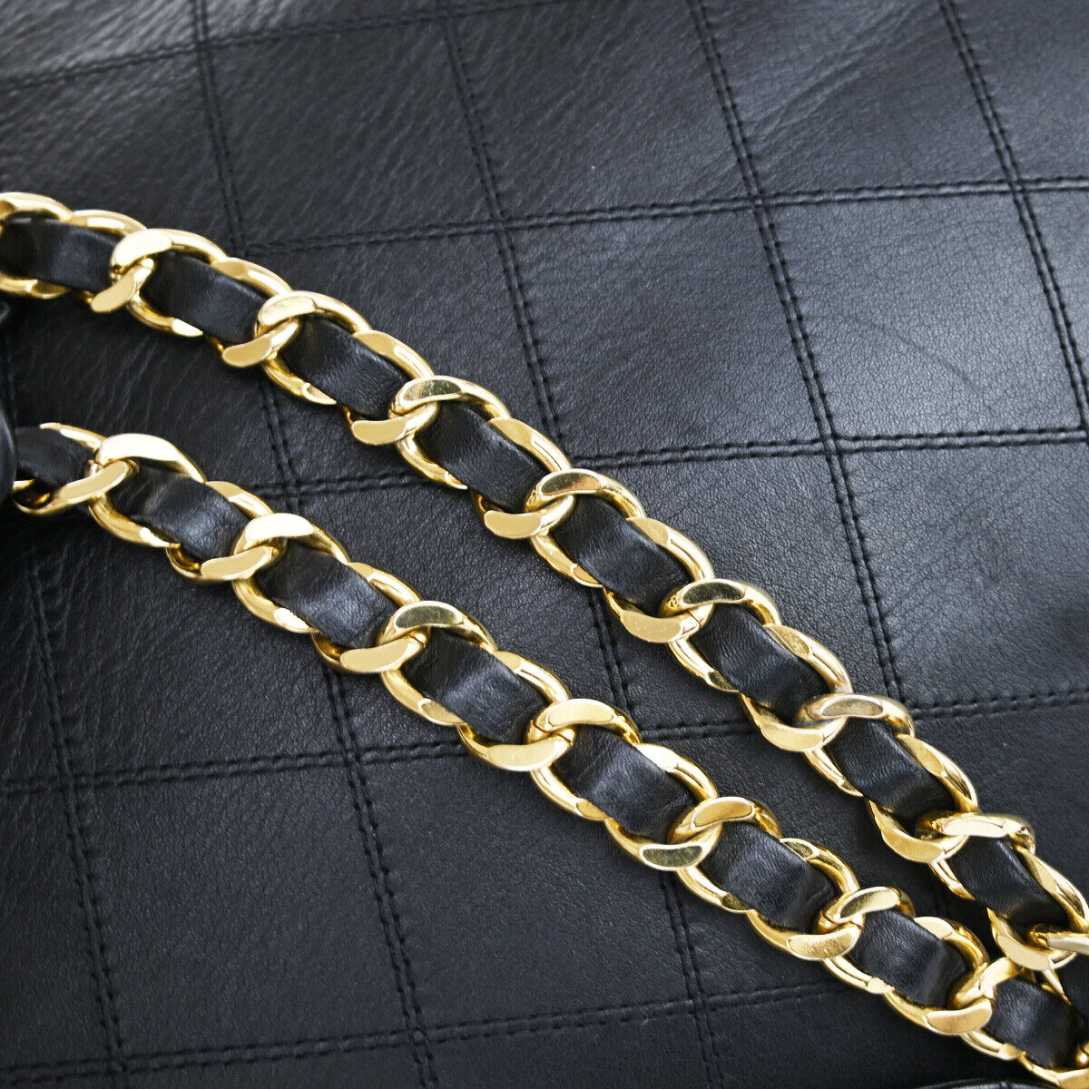 CHANEL CC Logo Bicolore Chain Shoulder Bag Leather Black GHW Italy 767RJ726