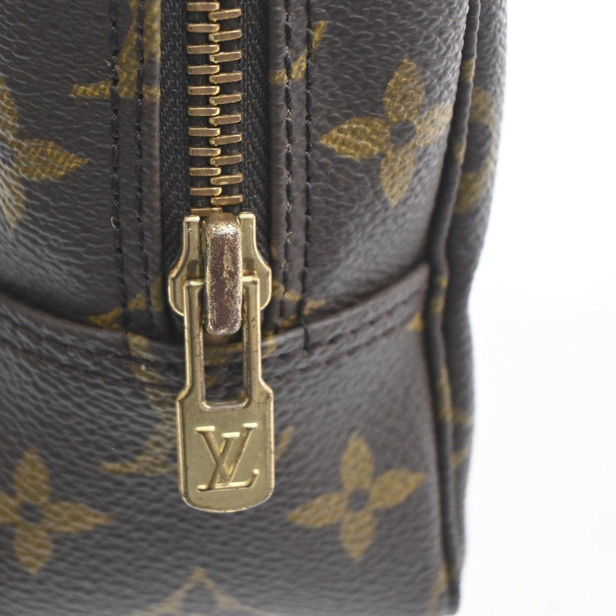 LOUIS VUITTON Trousse Toilette 23 Clutch Hand Bag Monogram Brown M47524 04MA311