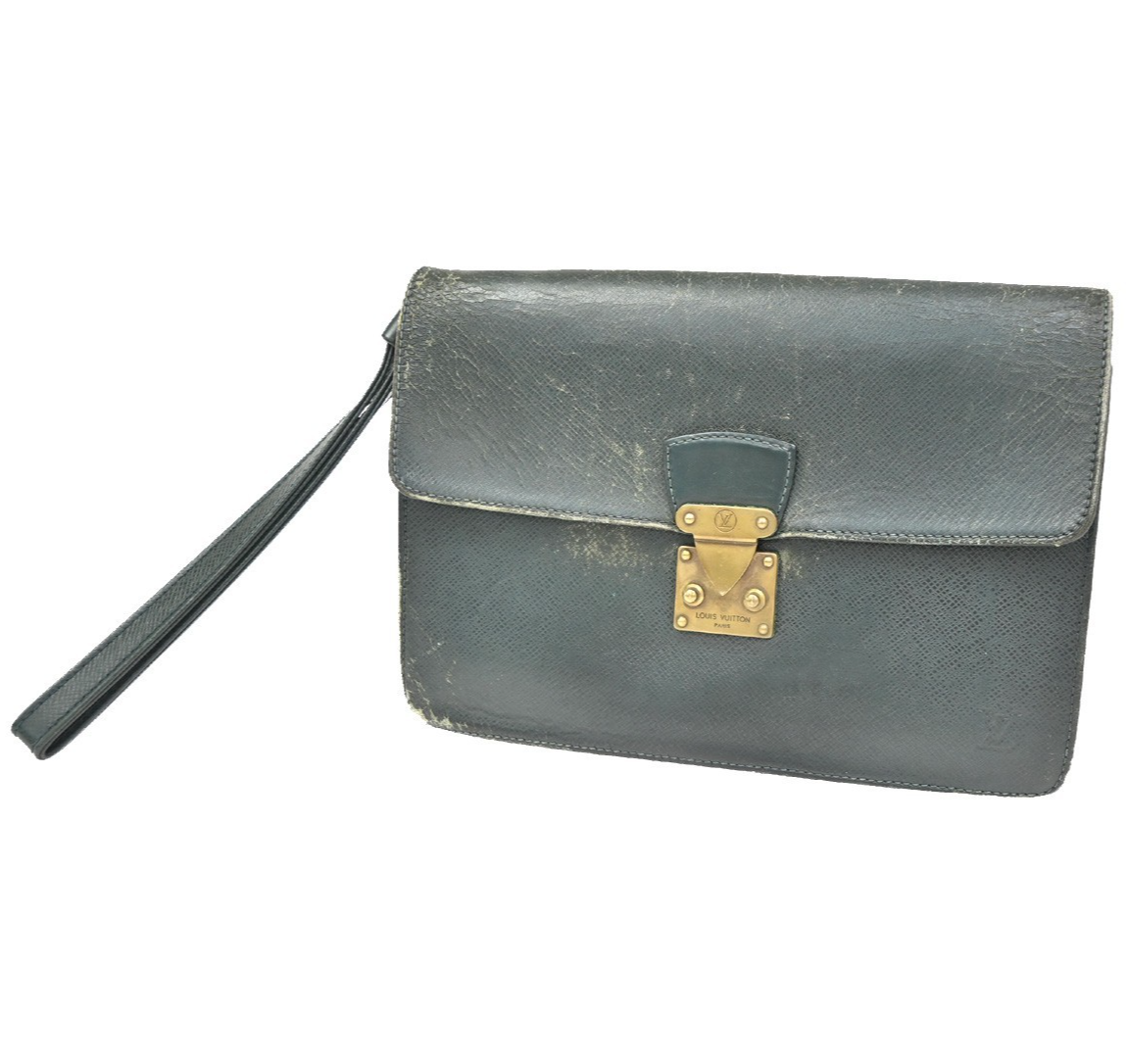 LOUIS VUITTON Pochette Kourad Clutch Hand Bag Taiga Leather GN M30194 07KC314