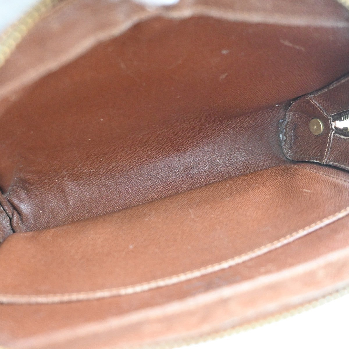 LOUIS VUITTON Orsay Clutch Hand Bag Monogram Leather Brown France M51790 08PA046