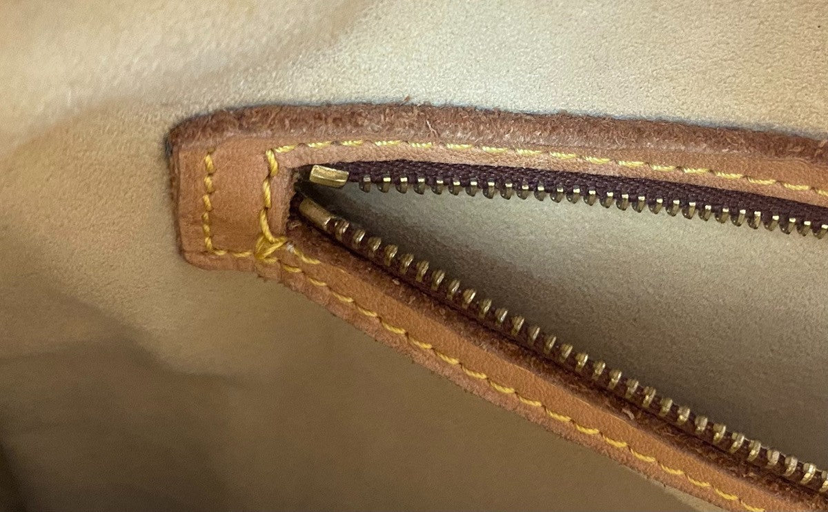 LOUIS VUITTON Logo Looping GM Shoulder Bag Monogram Leather Brown M51145 87KC187