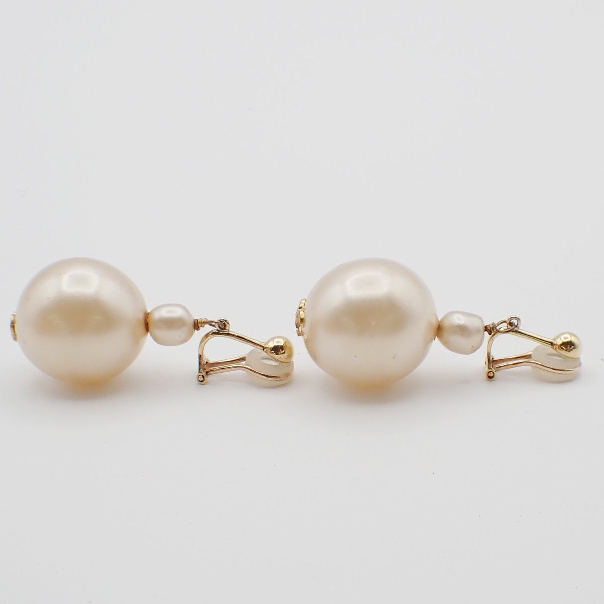 CHANEL CC Logo Imitation Pearl Dangle Drop Earrings Clip-On White GHW 36RF369