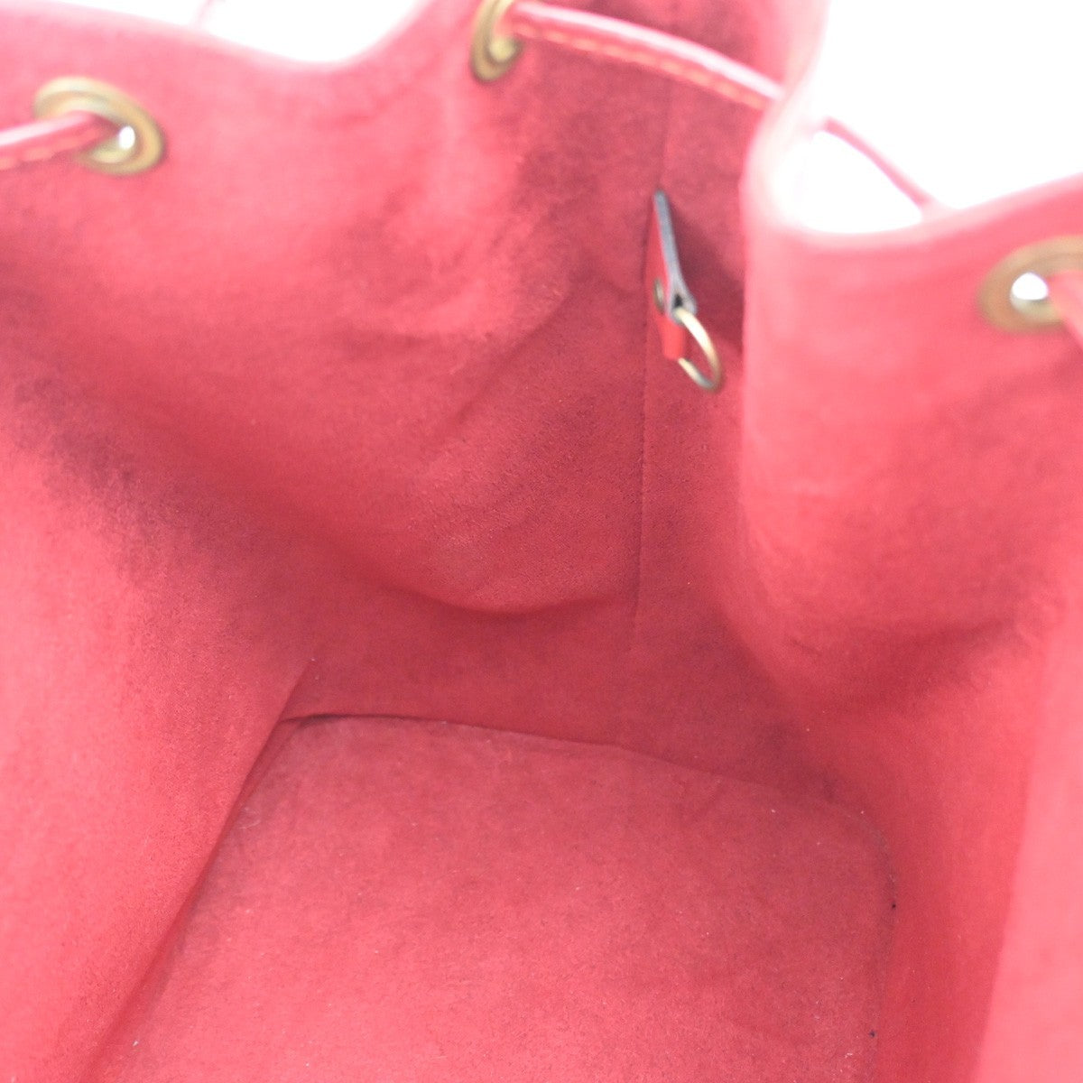 LOUIS VUITTON Petit Noe Drawstring Shoulder Bag Epi Leather Red M44107 82CA882