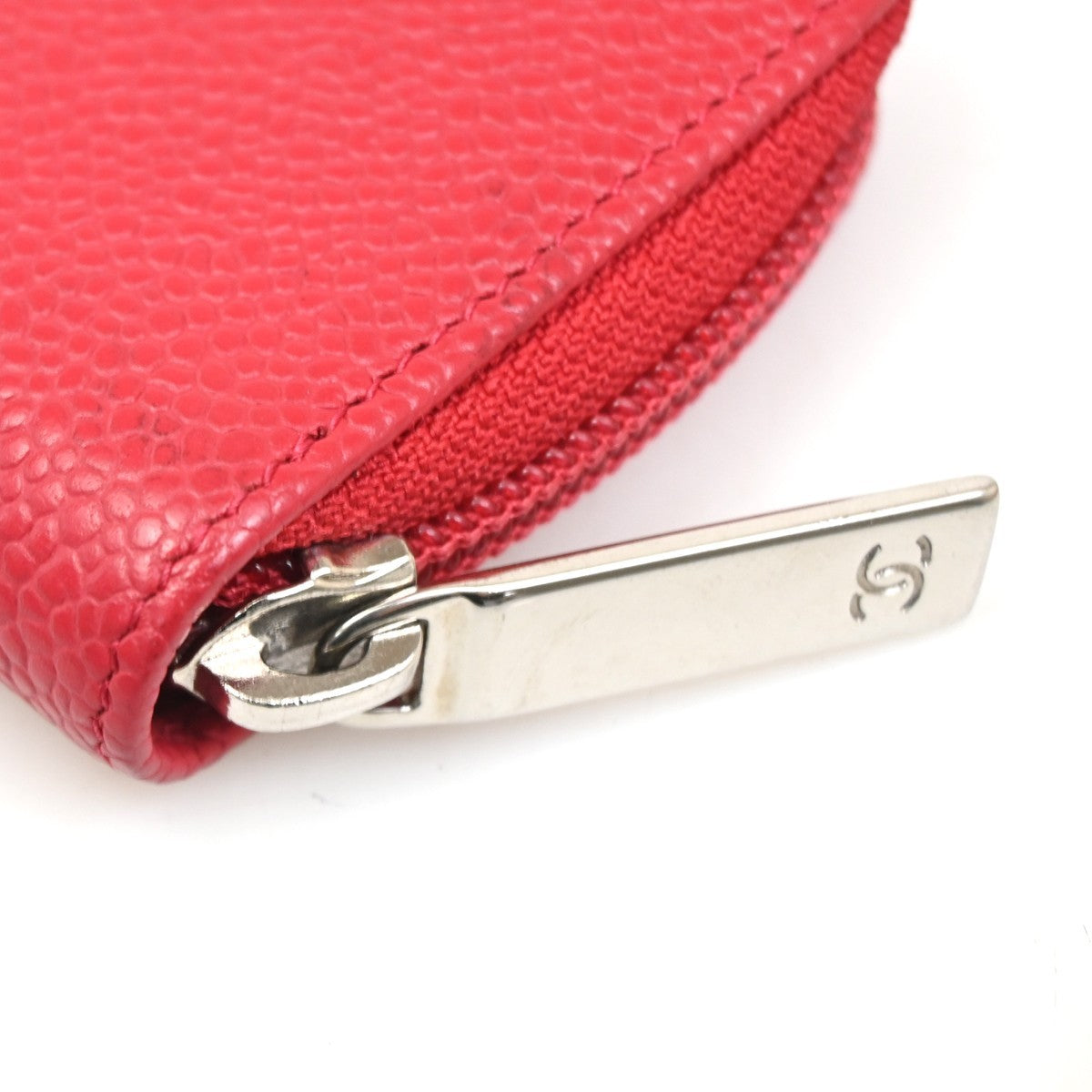 CHANEL CC Logo Zip Around Coin Wallet Grained Calfskin Leather Red Italy 87RL776