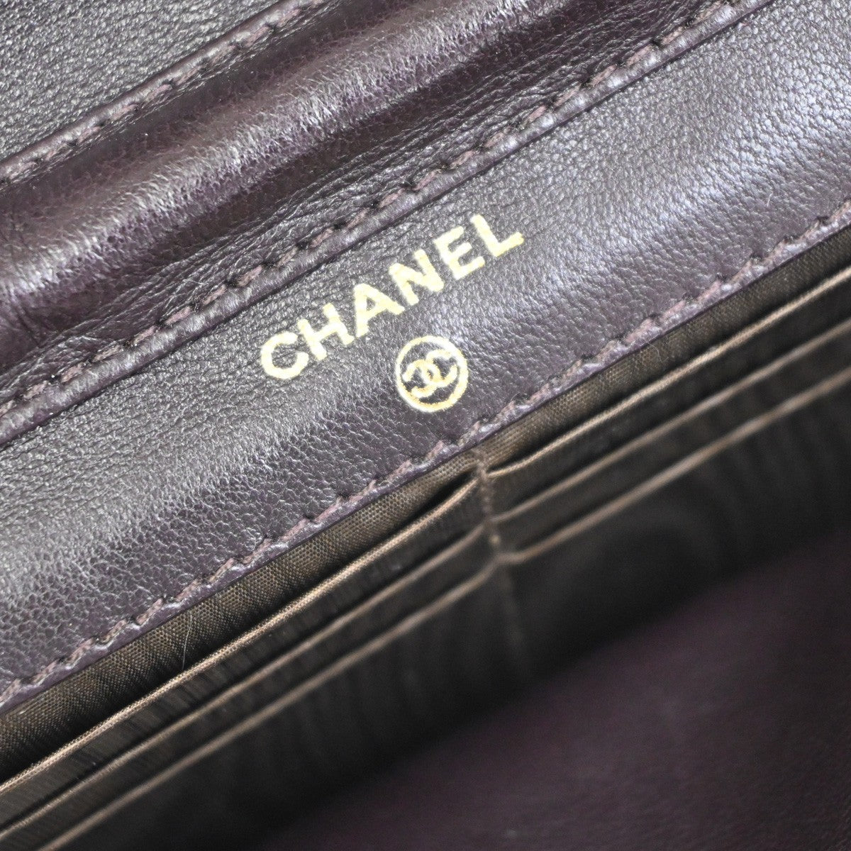 CHANEL CC Logo Chain Wallet Grained Calfskin leather Brown Italy VTG 332RL962