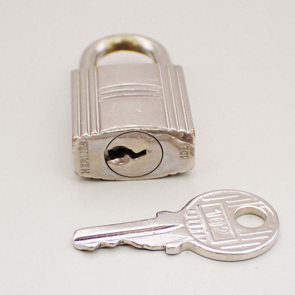 HERMES Logo 10 Set Padlock Key Bag Charm Cadena Silver-plated Accessroy 39KA566