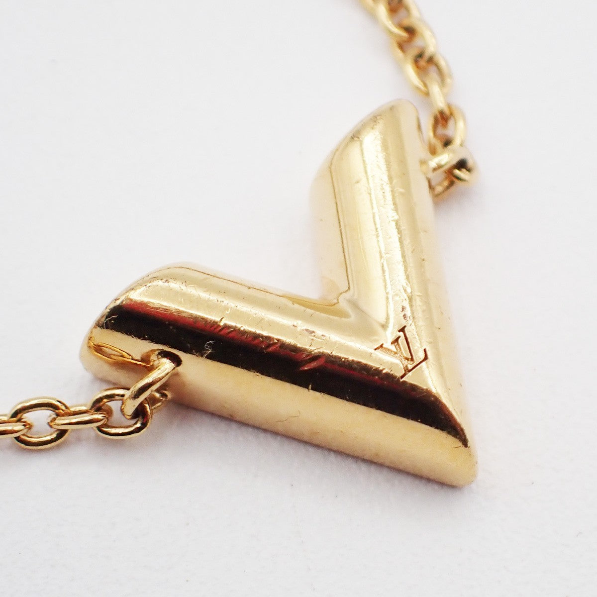 LOUIS VUITTON LV Logo Essential V Bracelet Gold-Plated Italy M61084 36RL847
