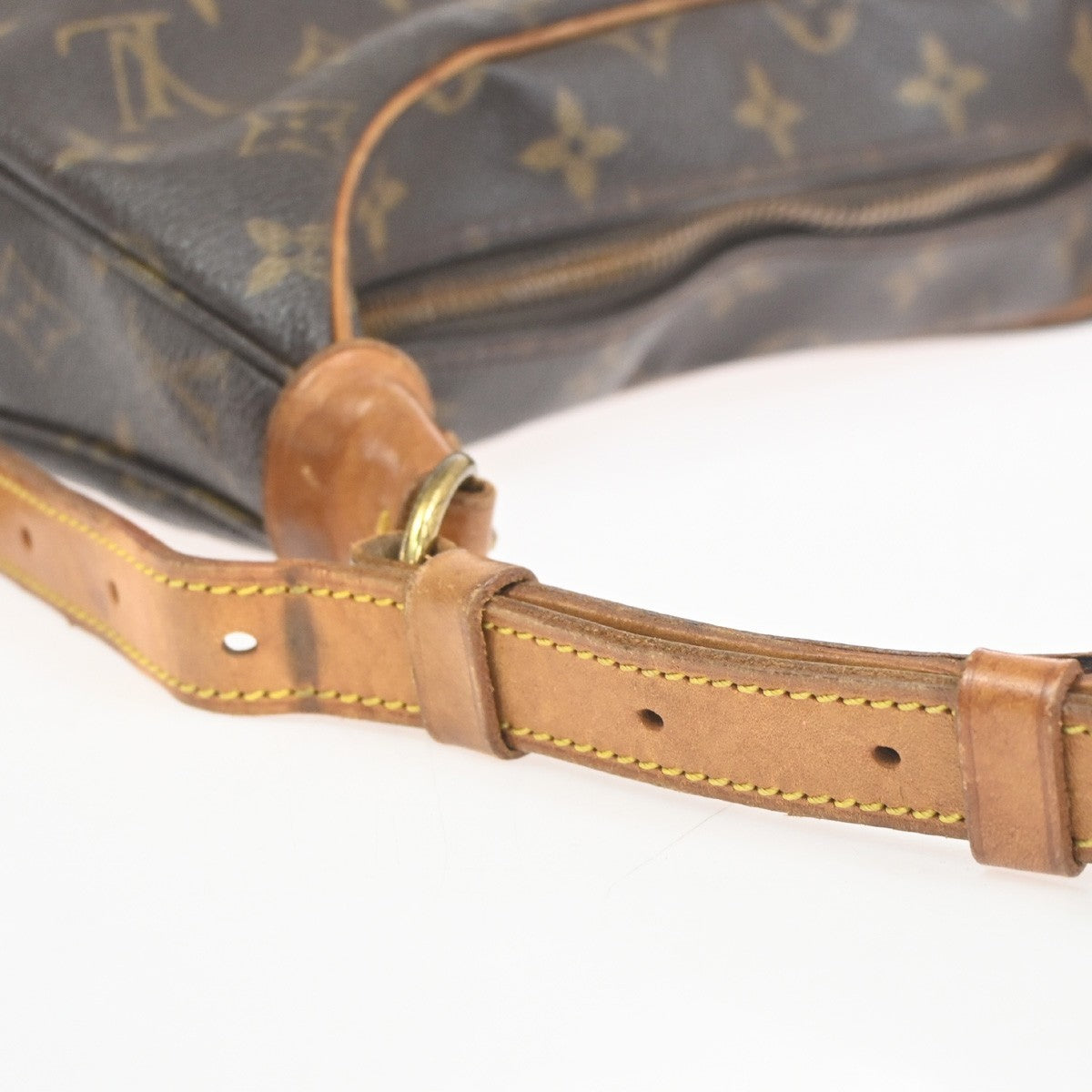 LOUIS VUITTON Boulogne 30 Shoulder Bag Monogram Leather Brown M51265 32KC796