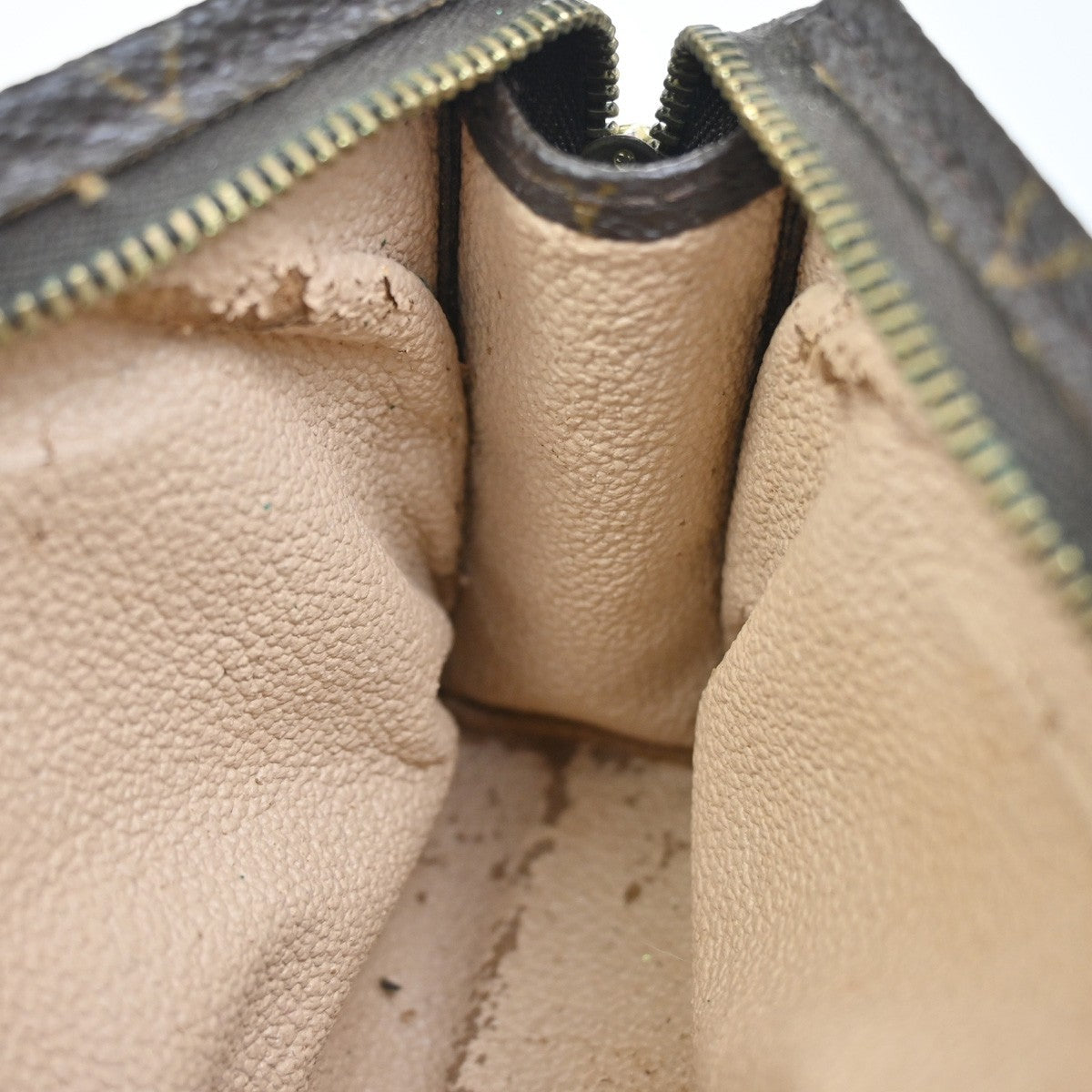 LOUIS VUITTON Poche Toilette 15 Clutch Pouch Bag Monogram Leather M47546 09CA899