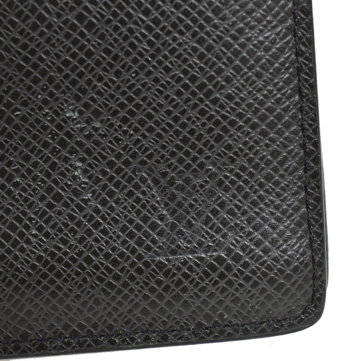 LOUIS VUITTON Portefeuille Long Bifold Wallet Taiga Leather Black M30541 04YC256