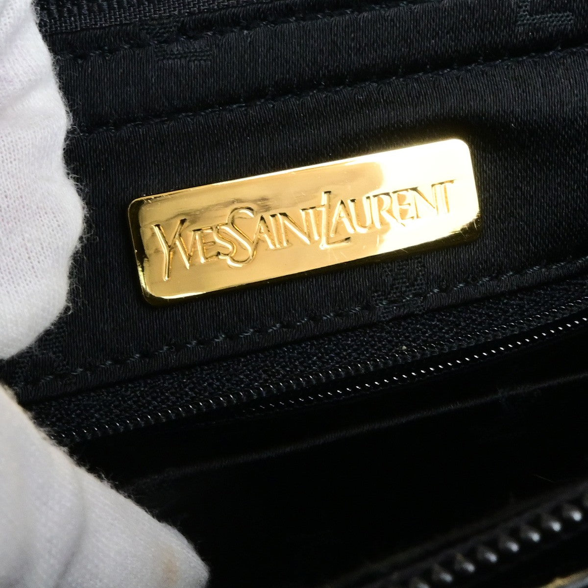 YVES SAINT LAURENT YSL Logo Shoulder Bag Leather Black Gold GHW 39YG825