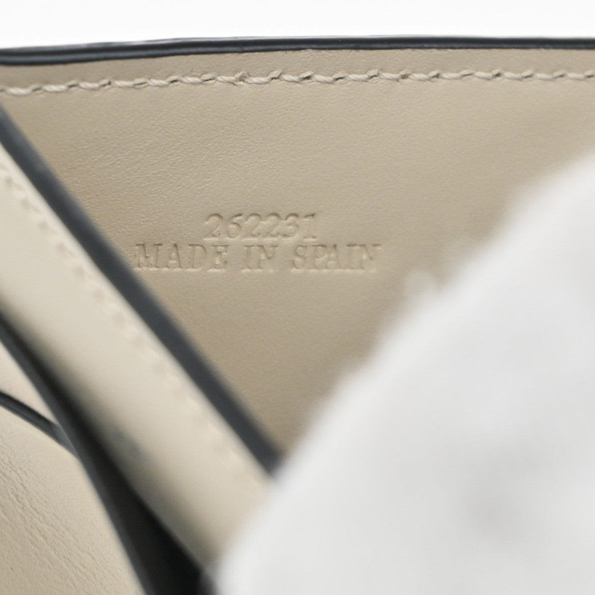 LOEWE Logo Anagram Repeat Trifold Wallet Embossed Leather Beige Spain 69MA294