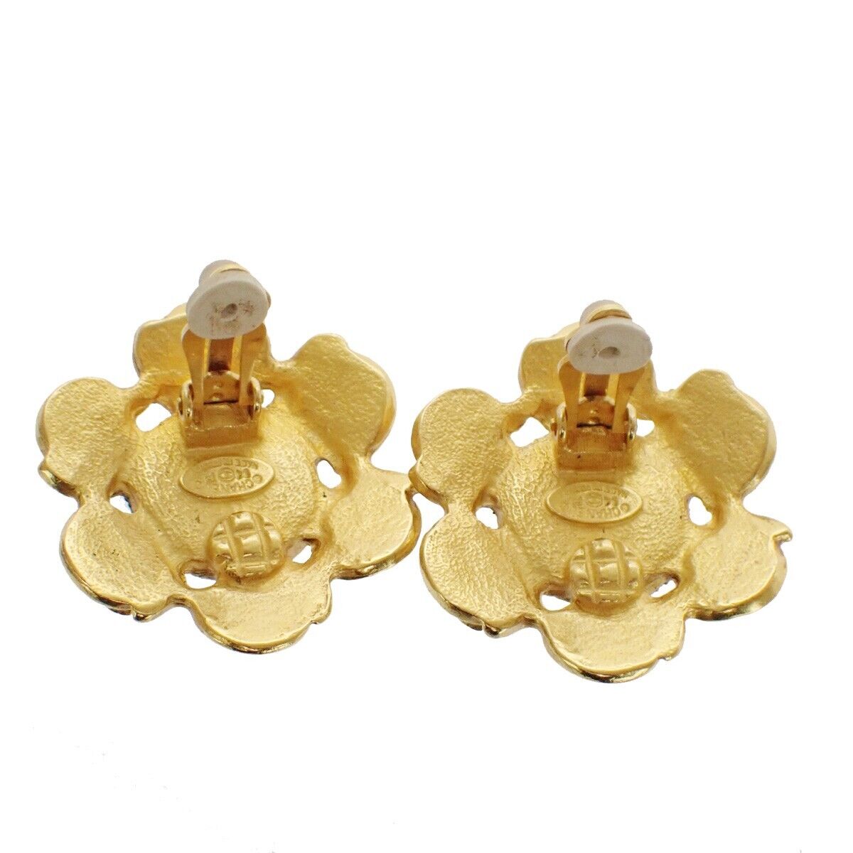 CHANEL CC Logo Button Earrings Clip-On 04P GHW France Vintage Accessory 31YD431