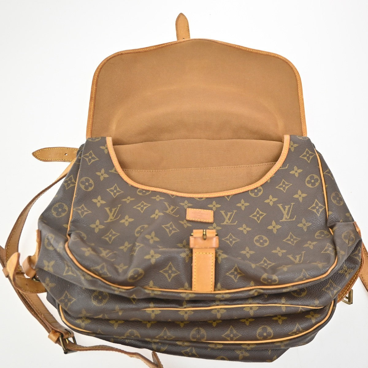LOUIS VUITTON Saumur 35 Shoulder Bag Monogram Leather BN France M42254 82KC742