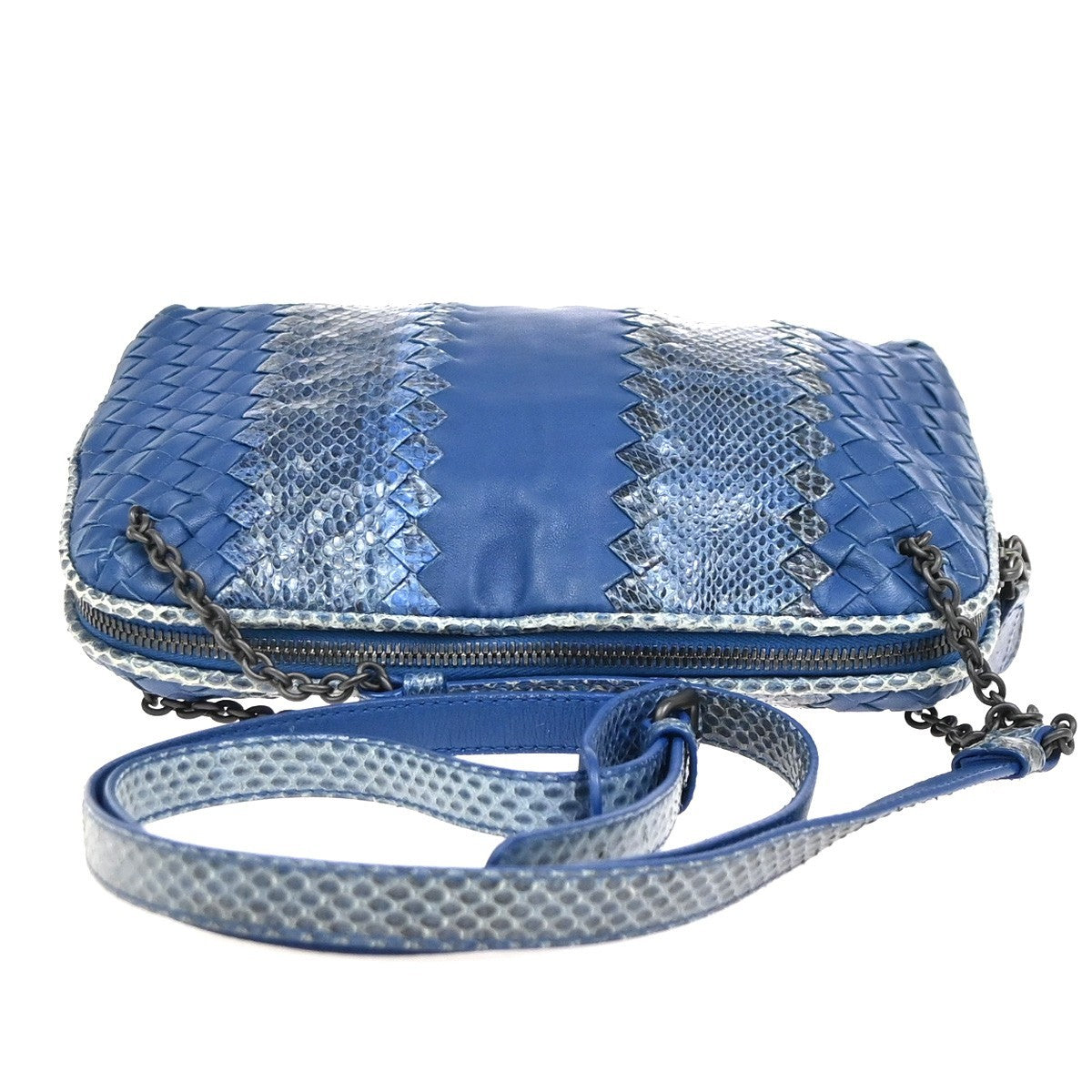 BOTTEGA VENETA Logo Intrecciato Shoulder Bag Embossing Leather BE Italy 12YH908