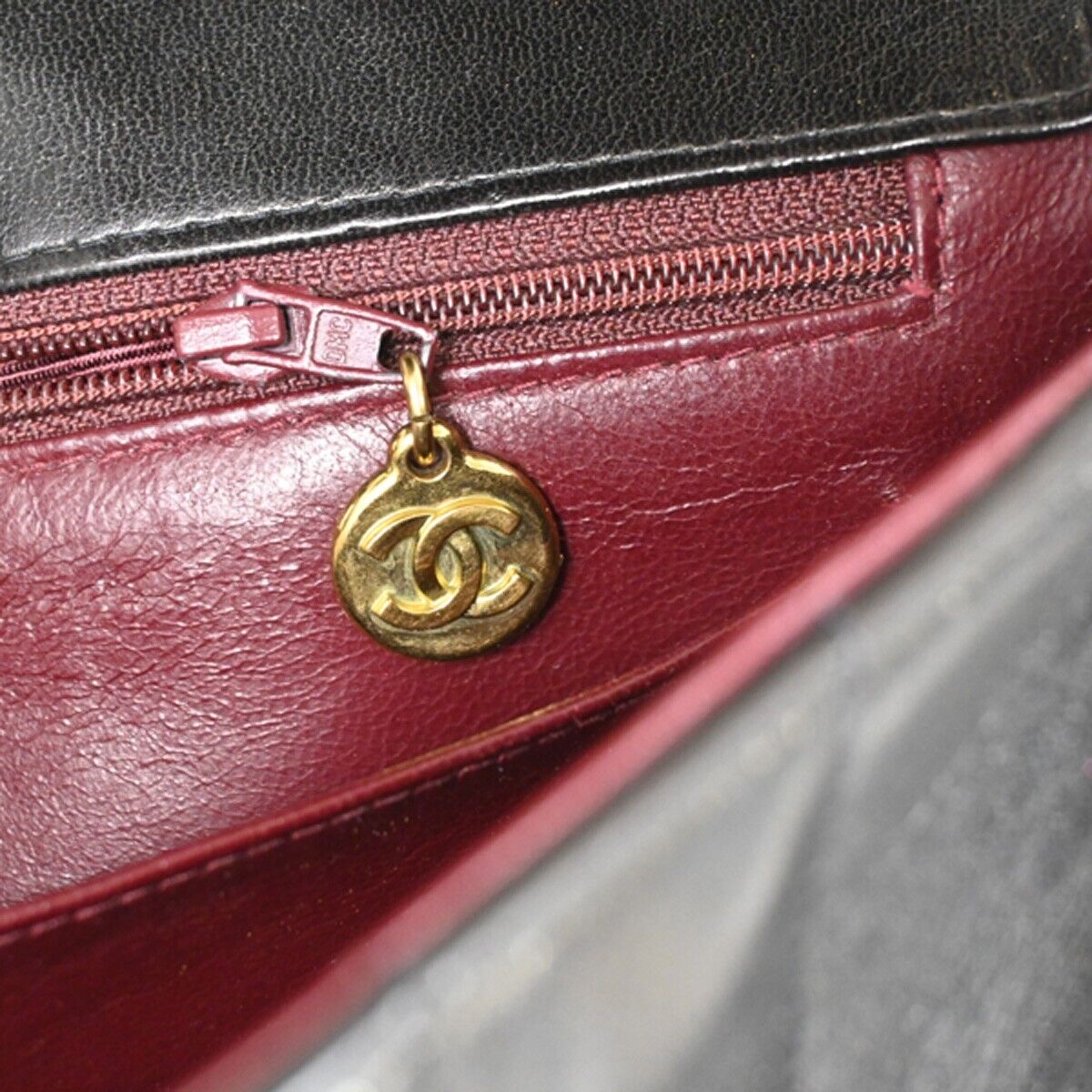 CHANEL CC Logo Mademoiselle Shoulder Bag Leather Black GHW Vintage 373RF094