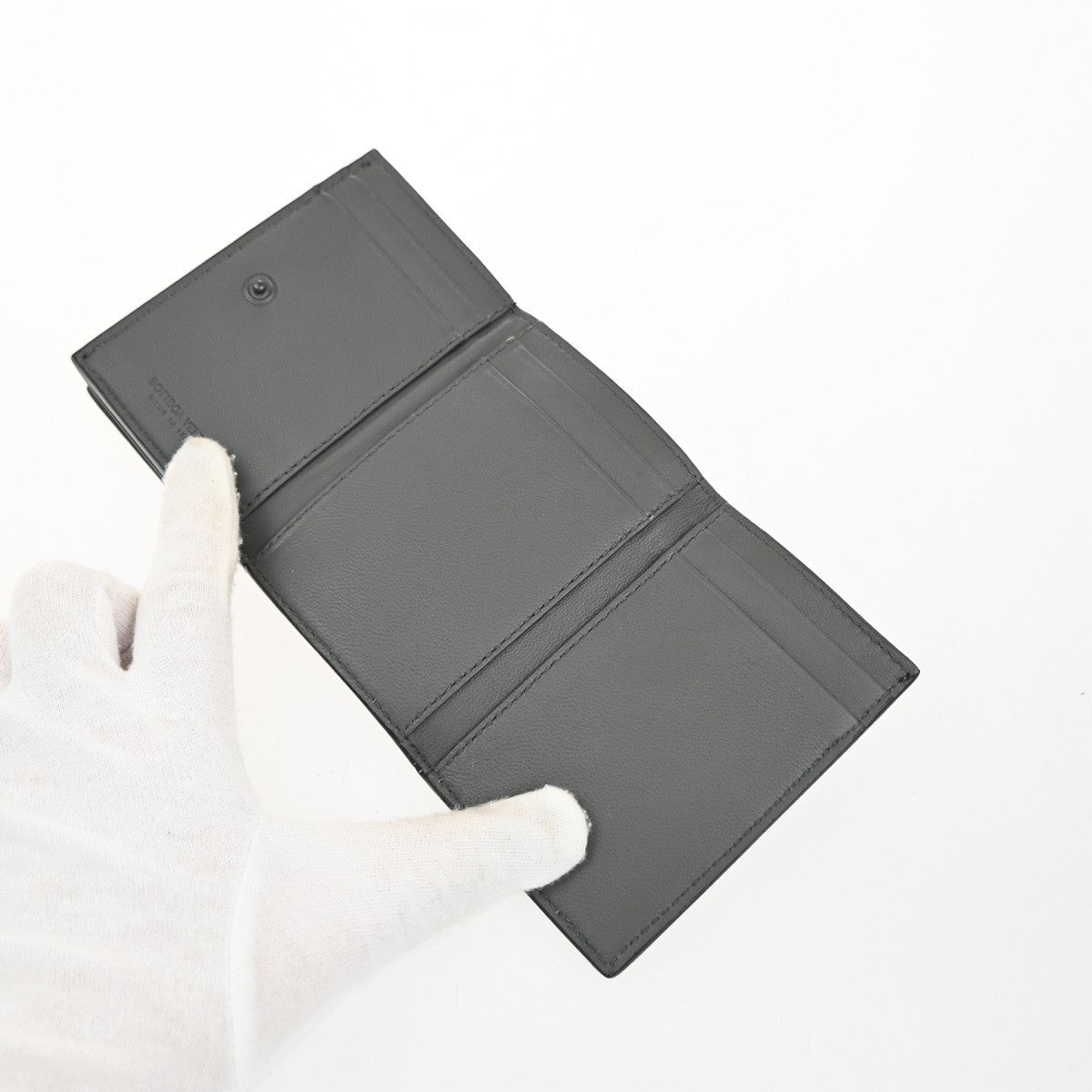 BOTTEGA VENETA INTRECCIATO Trifold Compact Wallet Leather Black Italy 31KP054