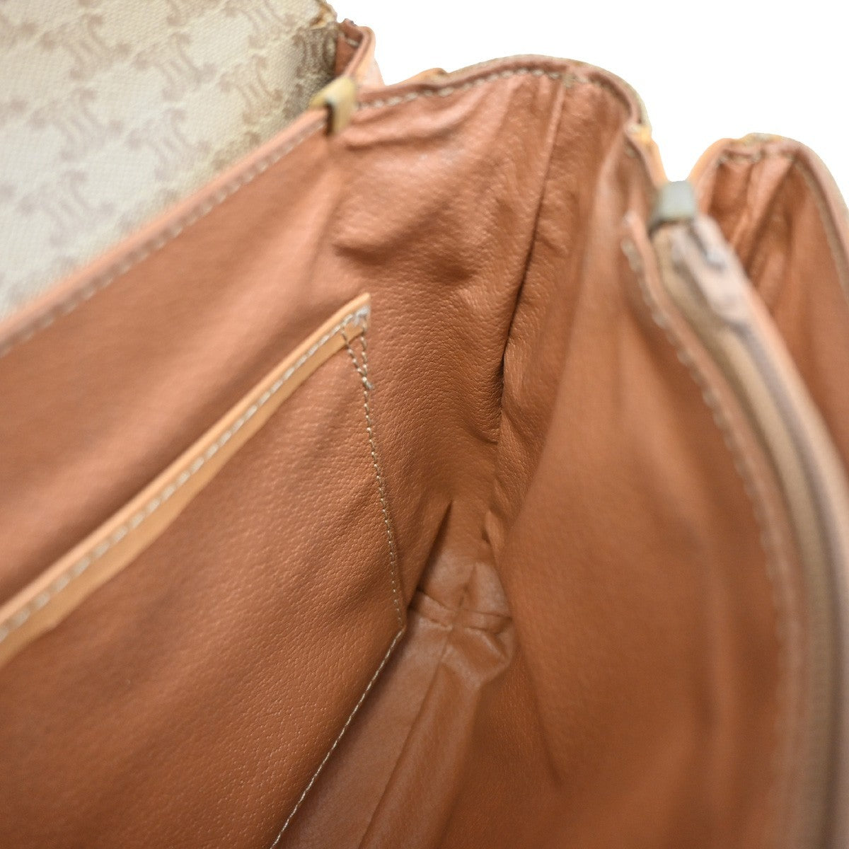 18.Live CELINE Macadam Pattern Shoulder Bag PVC Leather Beige Italy 68KP162