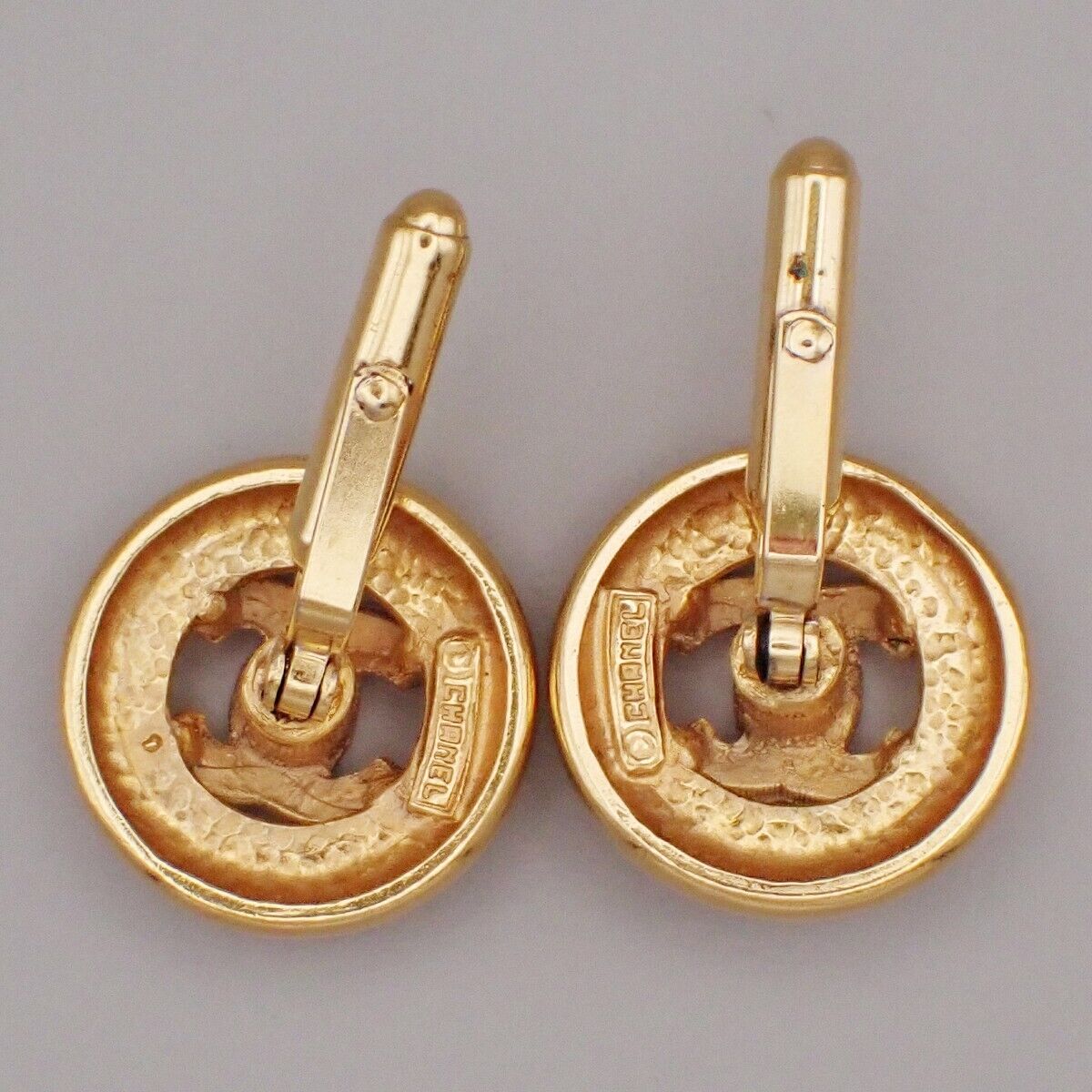 CHANEL CC Logo Round Cufflinks Gold-Plated GHW Accessory 62RL074