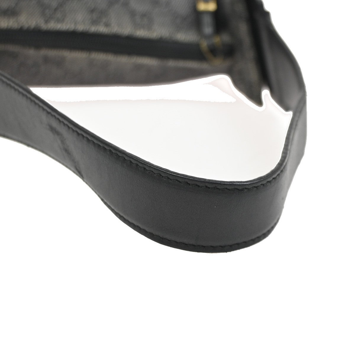 GUCCI GG  Pattern Shoulder Hand Bag Canvas Leather Black GHW Italy 35CA700