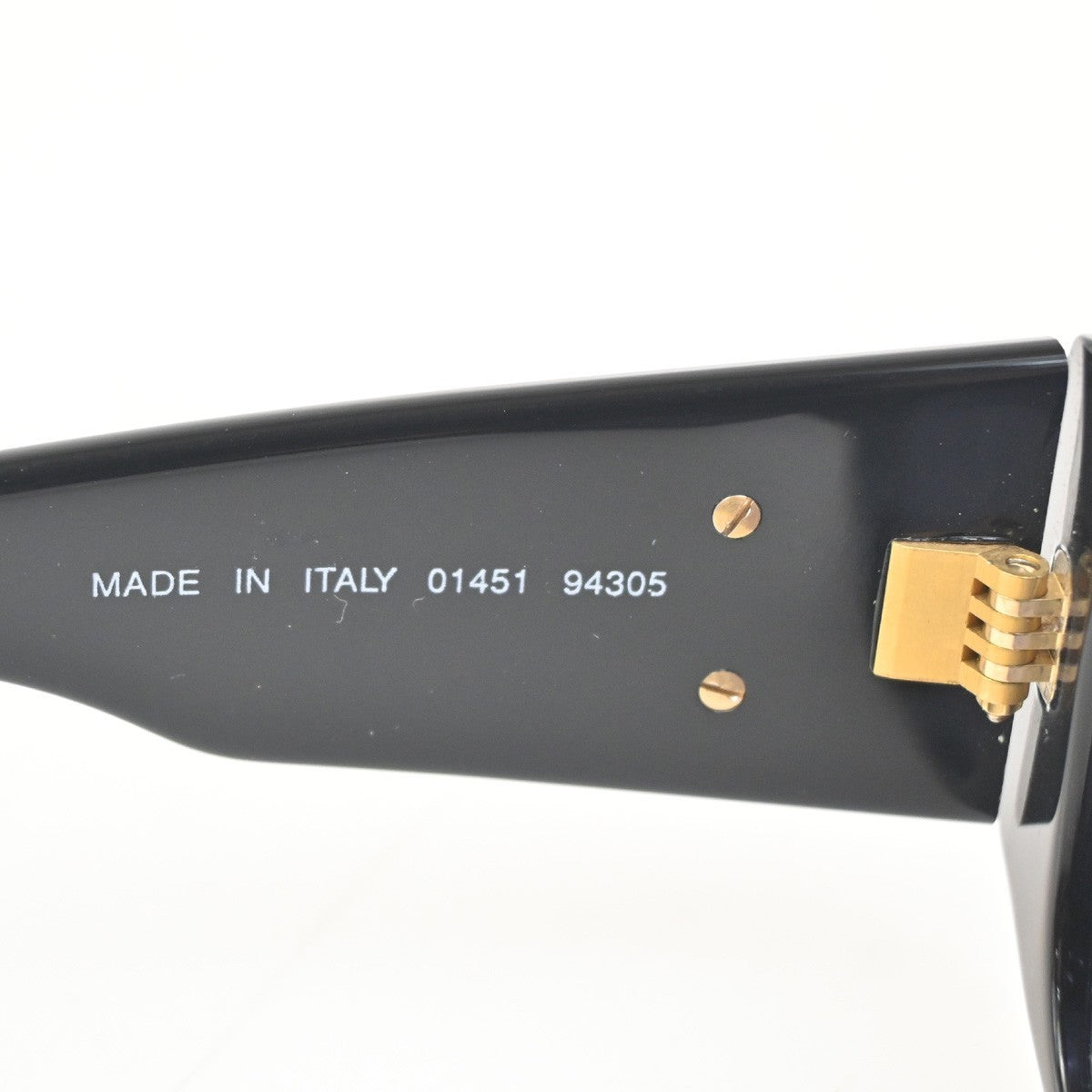 CHANEL CC Logo Sunglasses Eye Wear Plastic Black Gold Italy 01451 63RL896