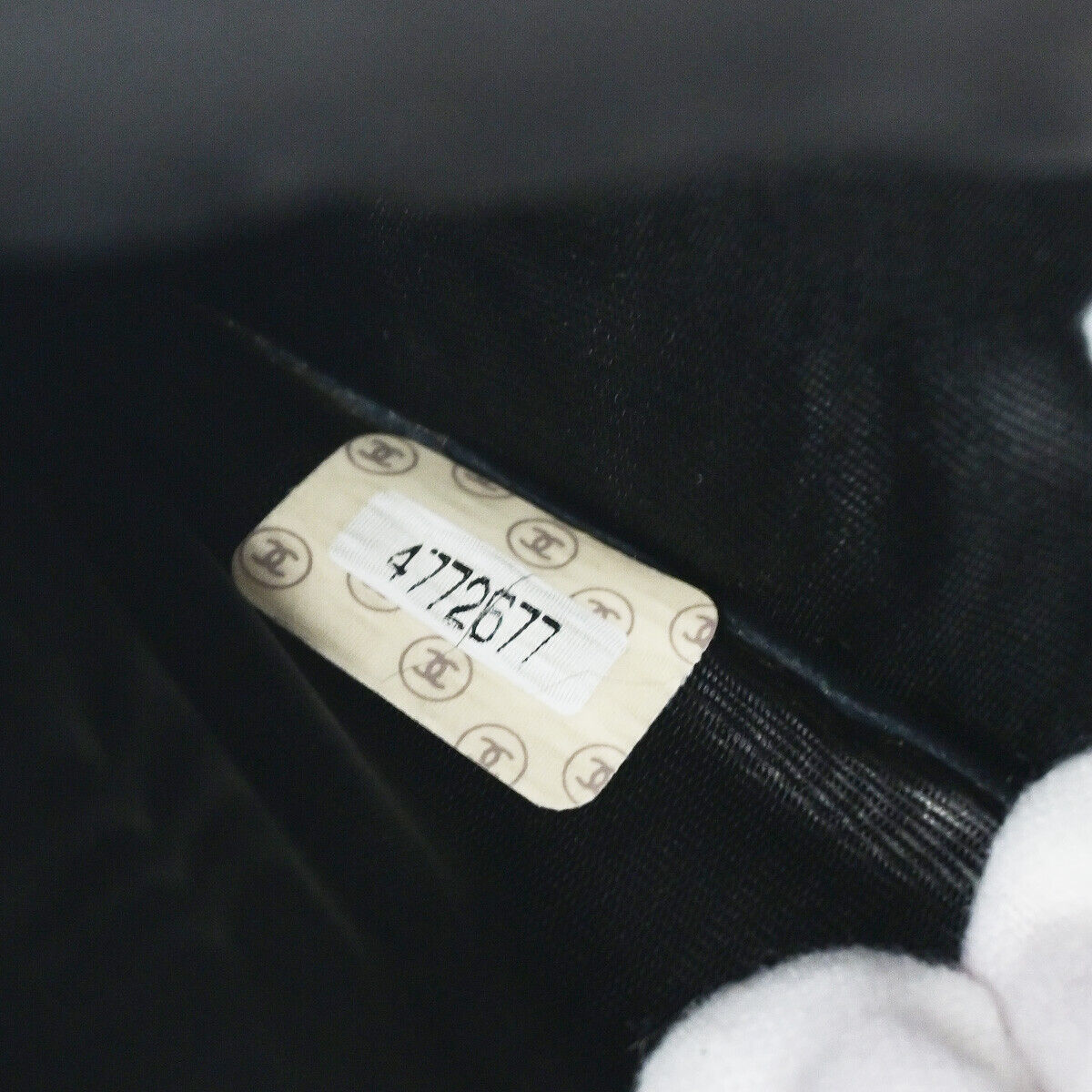 CHANEL CC Logo Long Bifold Wallet Purse Leather Black GHW Vintage 66RJ939