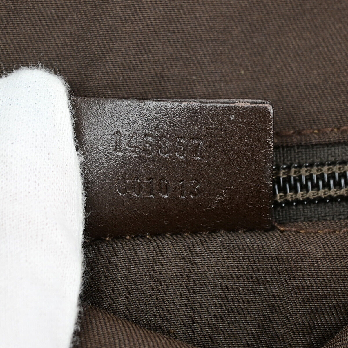 GUCCI Logo GG Pattern Shoulder Bag Canvas Leather Brown Italy 86SJ037