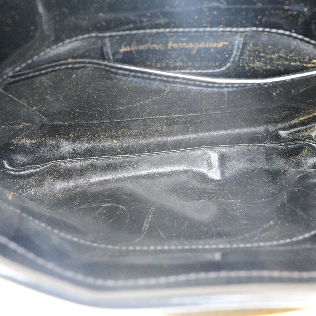 SALVATORE FERRAGAMO Vara 2Way Shoulder Clutch Bag Patent Leather BK GHW 07YF353