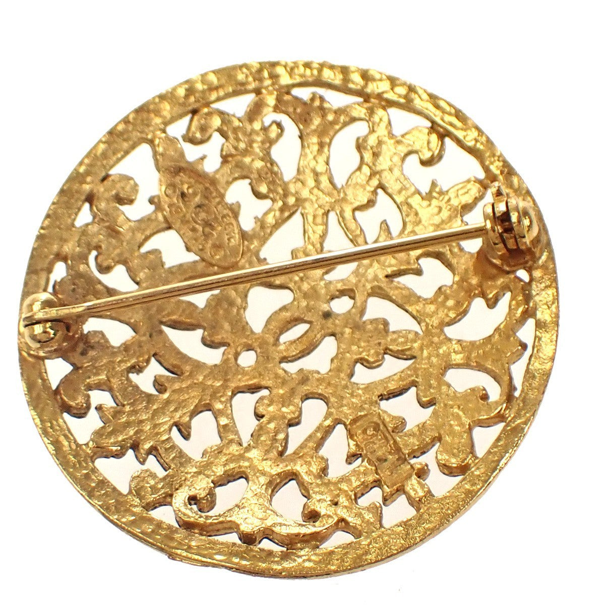 CHANEL CC Logo Round Pin Brooch 26 Gold GHW France Vintage 36YJ176