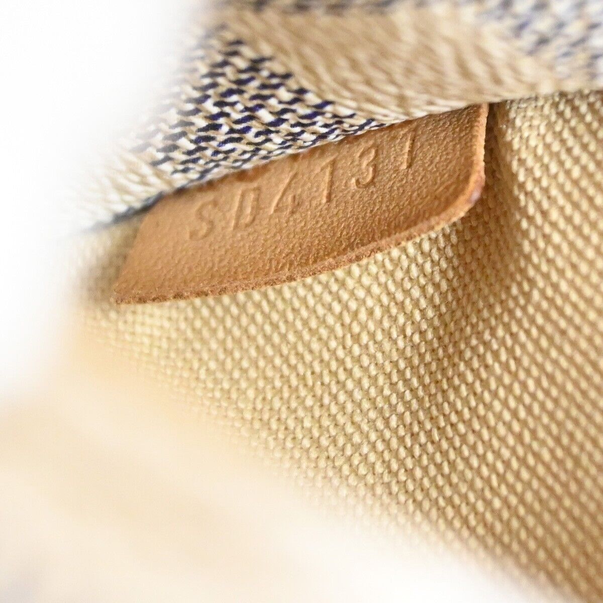 LOUIS VUITTON Totally MM Shoulder Bag Damier Azur Leather White N51262 20FA324