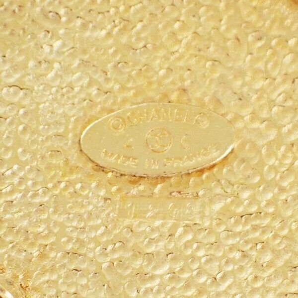 CHANEL CC Logo Crown Pin Brooch 26 Gold France Accessory Vintage 34RJ343
