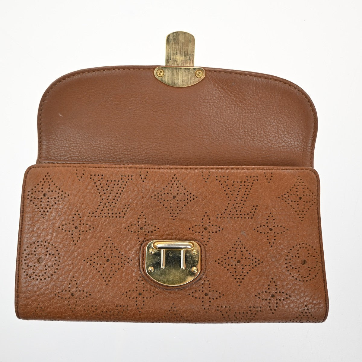 LOUIS VUITTON  Amelial Wallet Monogram Mahina Leather BN M58157 69TA434