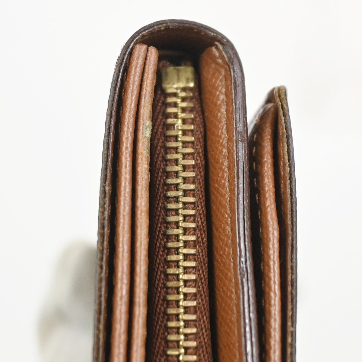 LOUIS VUITTON Porte Monnaie Billets Tresor Wallet Monogram Brown M61730 01KC302