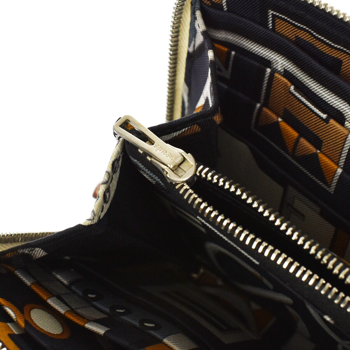 HERMES Azap Long Zipper Wallet Purse Veau Epsom Leather Silk In Craie 72RH515