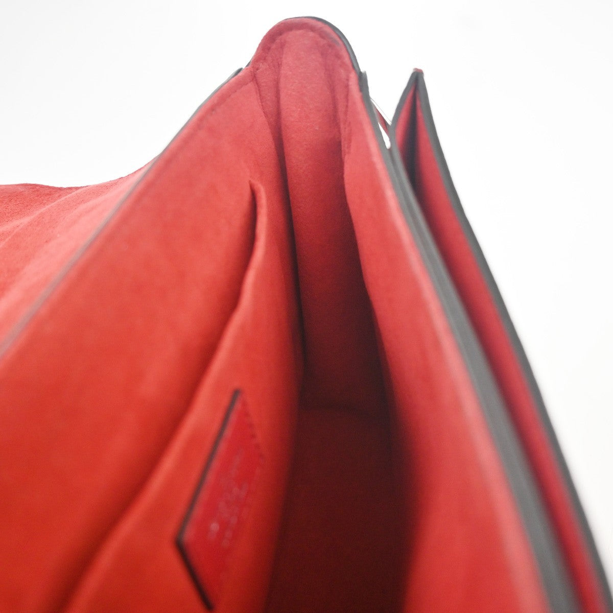 LOUIS VUITTON Very Messenger 2way Shoulder Hand Bag Monogram Leather Red 52MA426