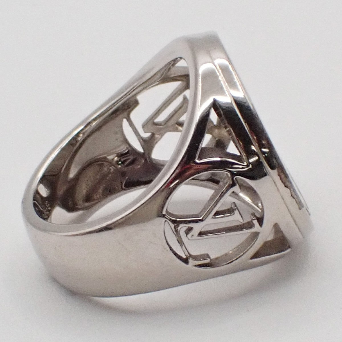 Louis Vuitton Chevaliere Medallion Ring Size M US 9 Metal Silver M63668 61RP010