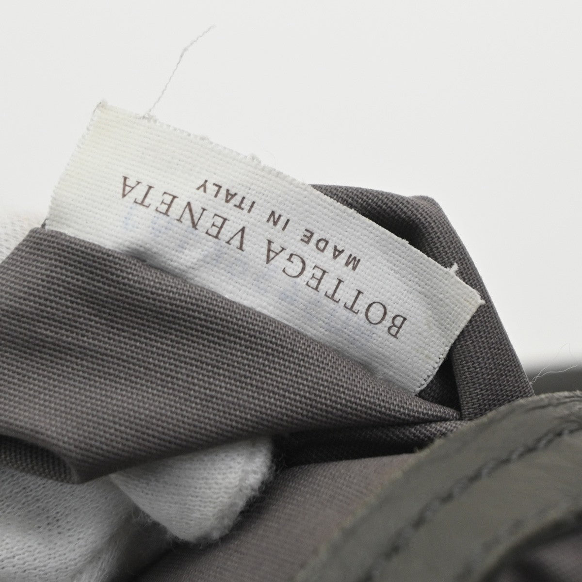 BOTTEGA VENETA Logo Intrecciato Shoulder Bag Leather Gray Italy 12KD110