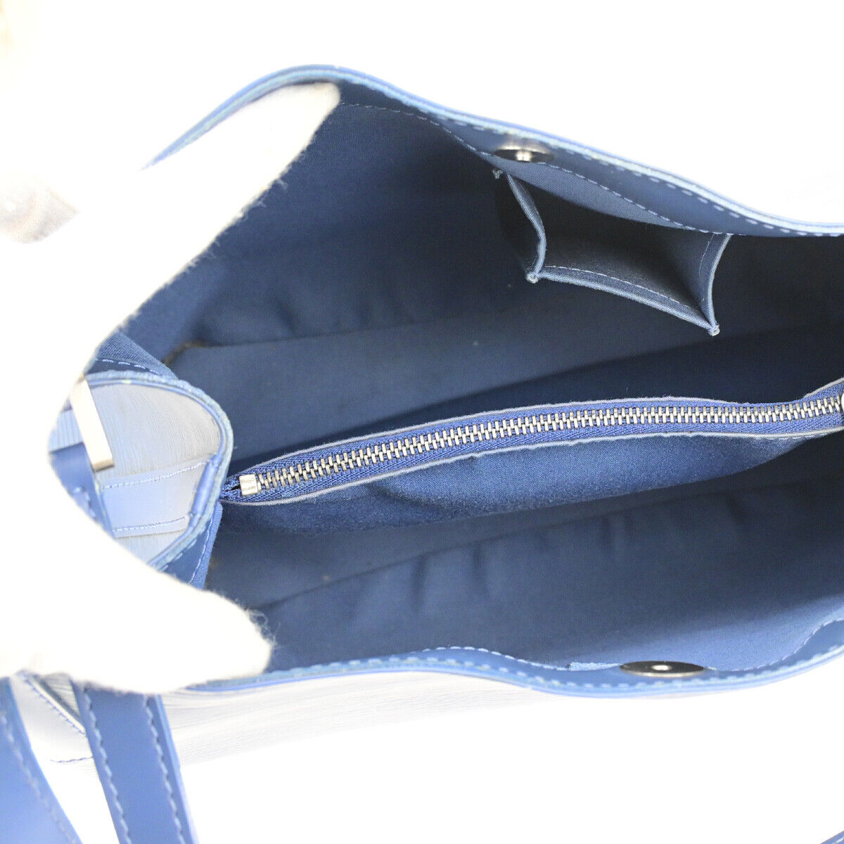 LOUIS VUITTON Mandara MM Shoulder Bag Epi Leather Blue Myrtilles M5889G 83YG598